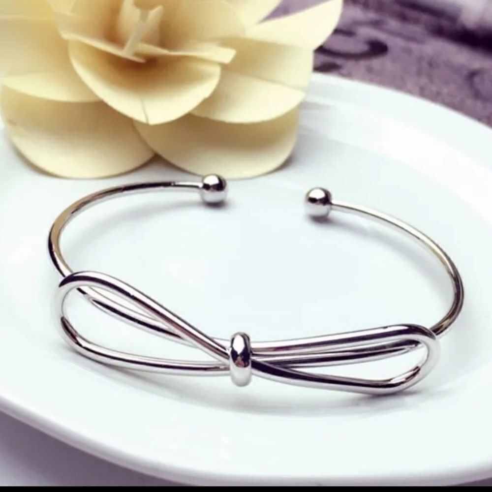 New silver bow Bangle braclet